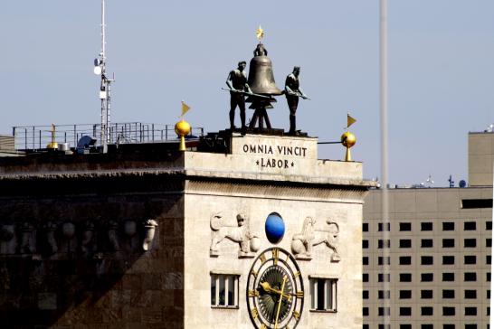 Die Glockenmänner auf dem Krochhochhaus