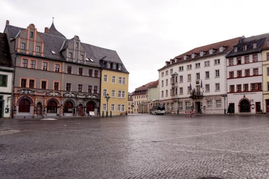 Markt mit Granachhaus, Hotel Elefant und Restaurant "Zum schwarzen Bären"