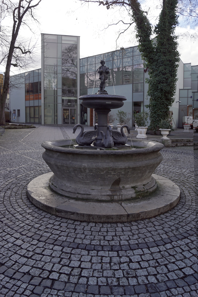 Schwanenbrunnen